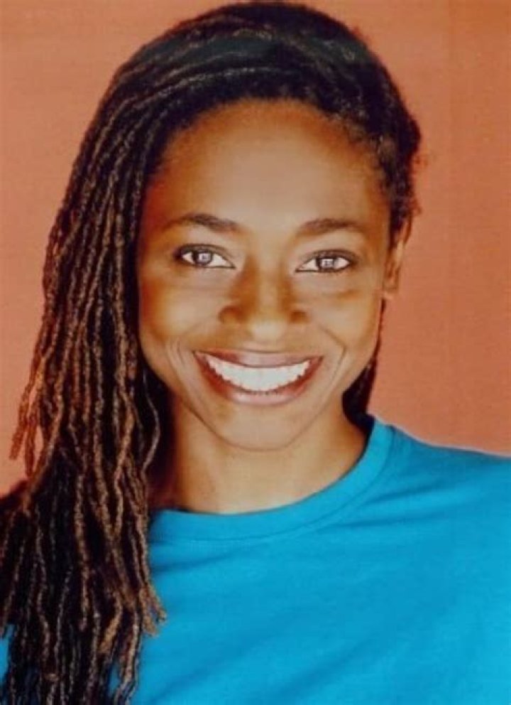  Allison Dean