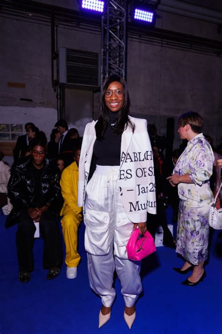 
Edwina Abloh Net Worth, Age, Birthday, Wikipedia, Who, Nationality, Biography 