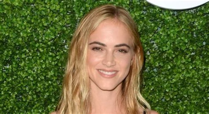 Emily Wickersham Height, Weight, Net Worth, Age, Birthday, Wikipedia, Who, Nationality, Biography