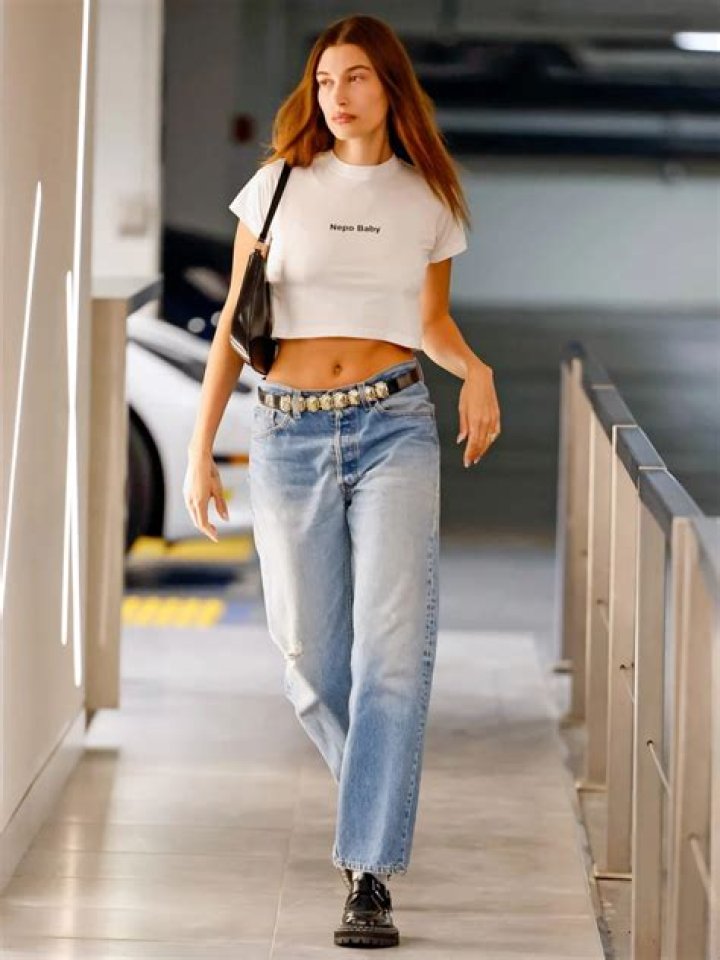 
Hailey Bieber Weighs in on ‘Nepo Baby’ Discourse with Fashion Statement 