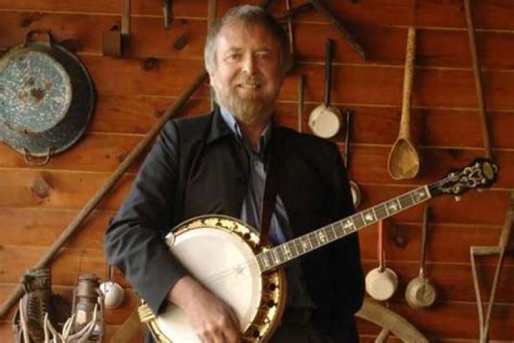 
Irish Musician, Mick Moloney, dies at 77 