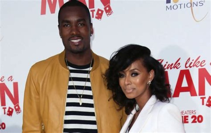 
Is Keri Hilson Married? Her Bio, Age, Husband, Net worth and Height 