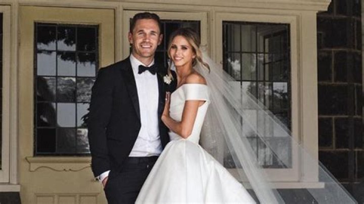 
Joel Selwood Wife Brit Selwood Age Difference And Wedding Photos 
