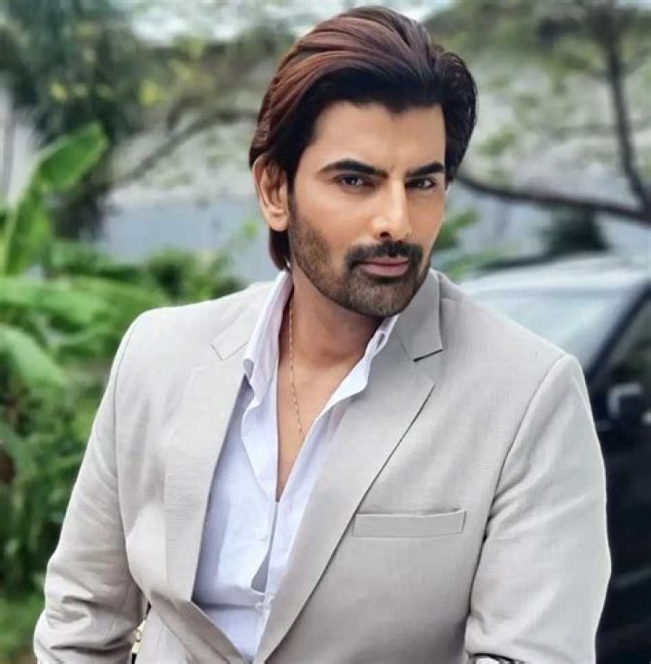 
Rohit Bakshi Height, Weight, Net Worth, Age, Birthday, Wikipedia, Who, Nationality, Biography 