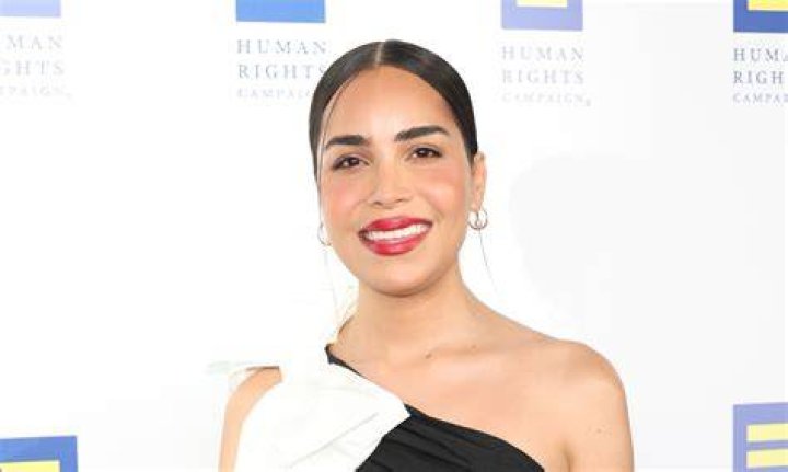 Transgender Actress Juliana Joel Wikipedia: Ravens Home Marks First Trans Character, Her Age & PartnerE